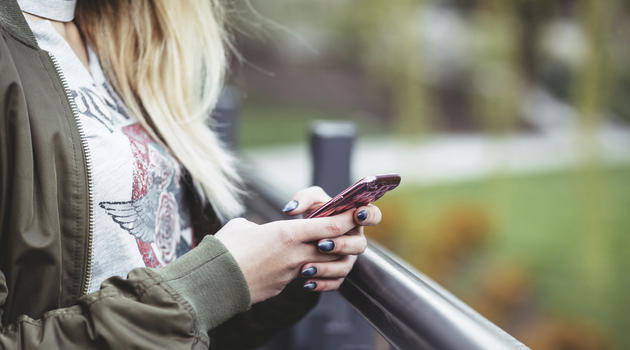 impact of social media on teenage mental health image
